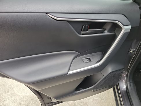 Certified 2025 Toyota RAV4 LE FWD image 12