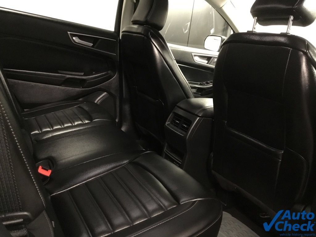 Used 2021 Ford Edge SEL w/ Convenience Package AWD/4WD image 32