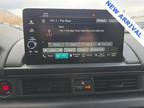 Used 2025 Honda Pilot TrailSport image 17