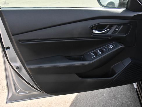 Used 2024 Honda Accord Sport image 13