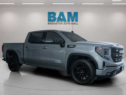 Used 2025 GMC Sierra 1500 Elevation RWD image 1