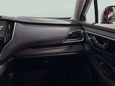 Certified 2022 Subaru Outback Limited image 16