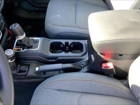 New 2026 Jeep Gladiator Sport image 36