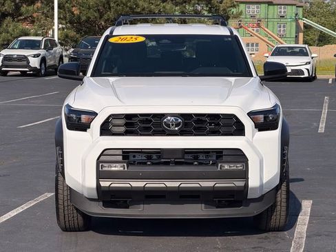 Certified 2025 Toyota 4Runner TRD Off-Road AWD/4WD image 9