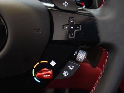 Used 2025 Ferrari Roma Spider image 31