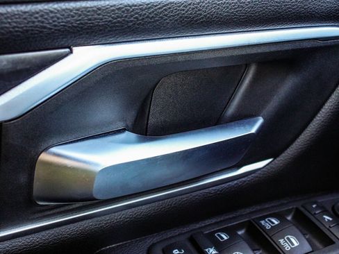 Used 2022 RAM 1500 Big Horn image 9