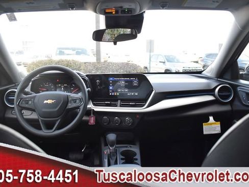 New 2026 Chevrolet Trax LS w/ LS Convenience Package image 3