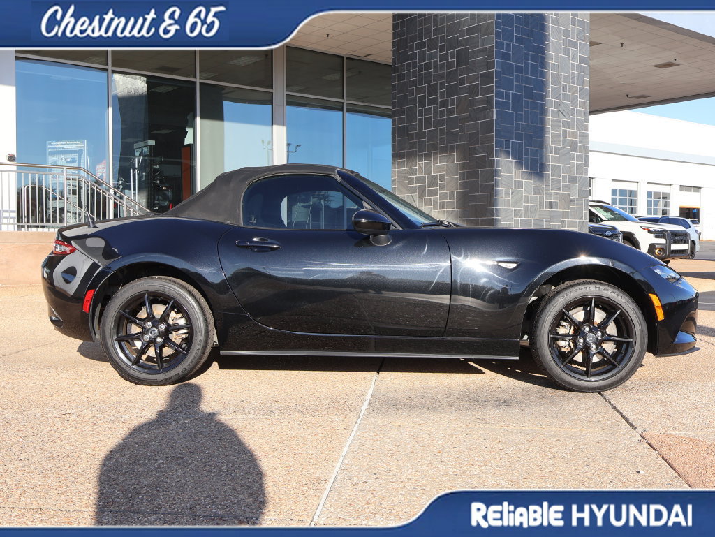 Used 2023 MAZDA MX-5 Miata Sport RWD image 7