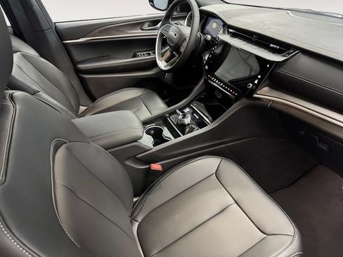New 2026 Jeep Grand Cherokee L Limited AWD/4WD image 4