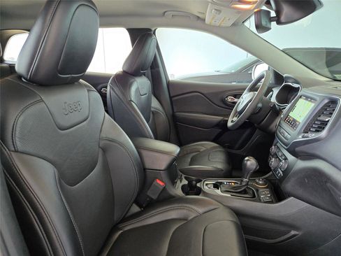 Used 2023 Jeep Cherokee Altitude Lux AWD/4WD image 27