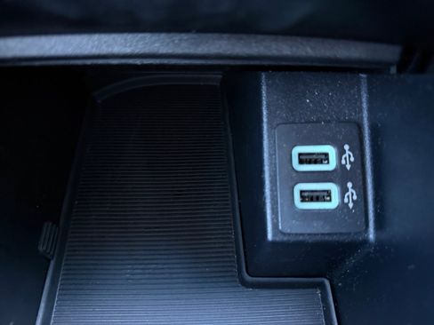 Used 2019 Ford Edge SEL w/ Equipment Group 201A image 31