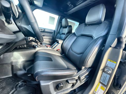 New 2025 Ford Bronco Raptor image 13