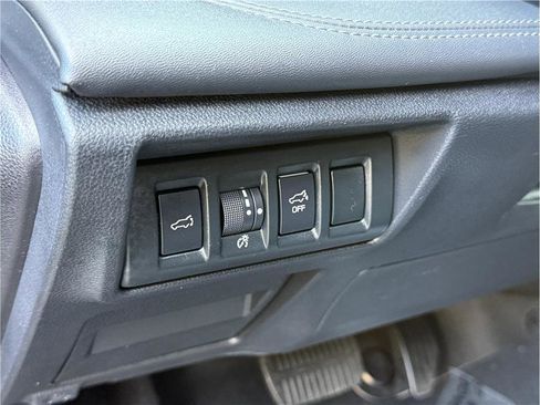 Used 2022 Subaru Outback Limited AWD/4WD image 16