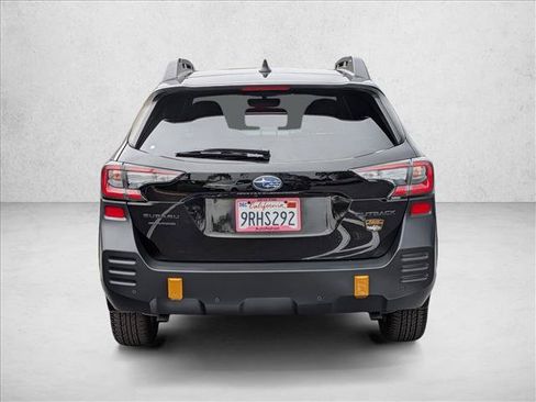 Used 2025 Subaru Outback Wilderness AWD/4WD image 6