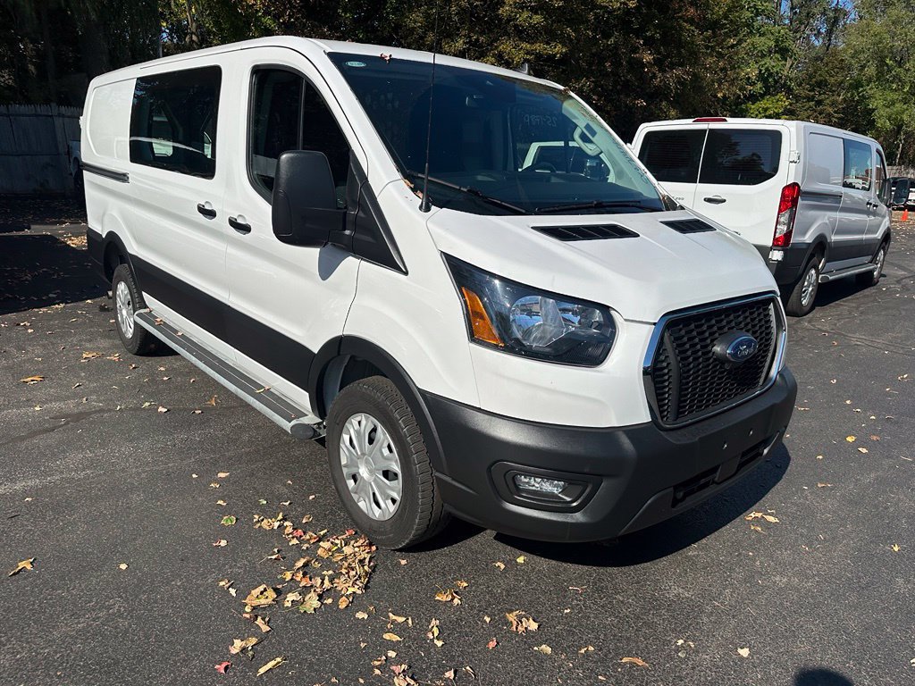Used 2025 Ford Transit 250 Low Roof w/ Exterior Upgrade Package RWD image 3