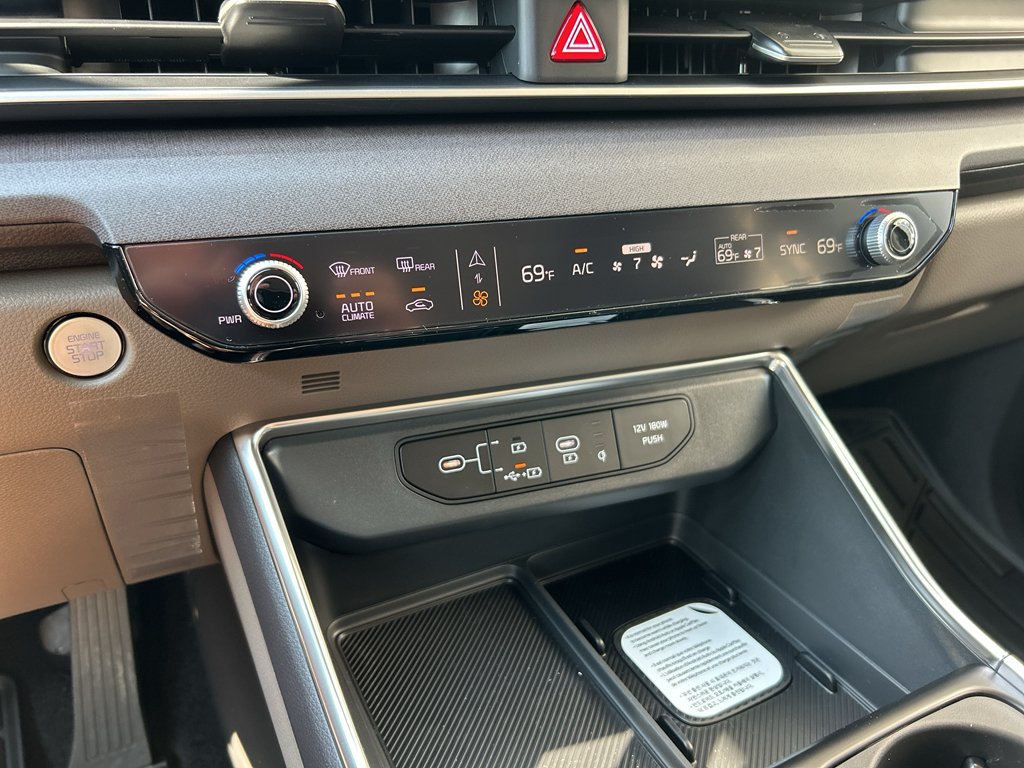 New 2026 Kia Carnival EX FWD image 23