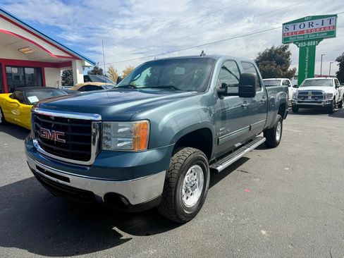 Used 2009 GMC Sierra 2500 W/T AWD/4WD image 1