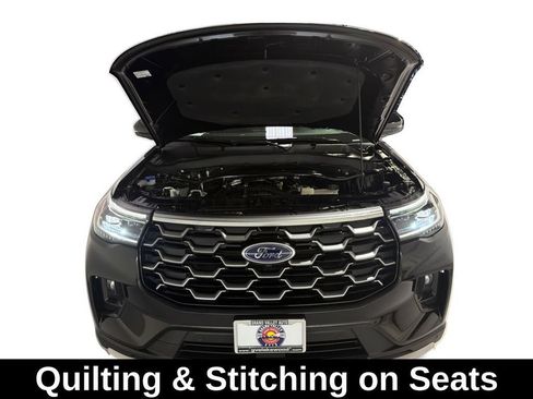 Used 2025 Ford Explorer Platinum w/ LUX Leather Package AWD/4WD image 30