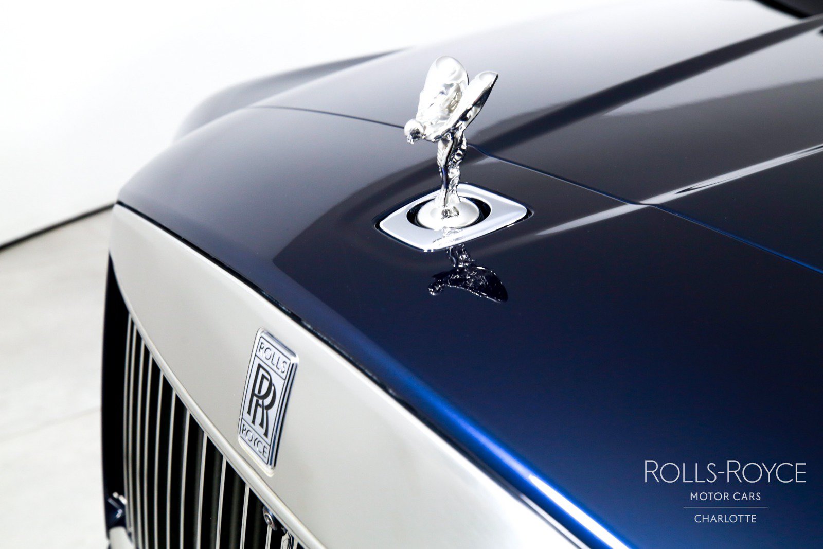 Certified 2025 Rolls-Royce Cullinan AWD/4WD image 50