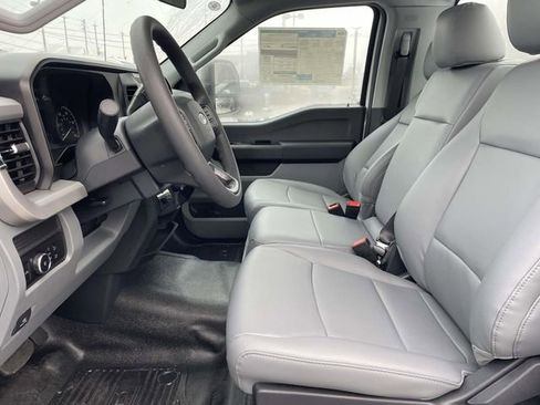 New 2026 Ford F250 XL w/ XL Driver Assist Package RWD image 17