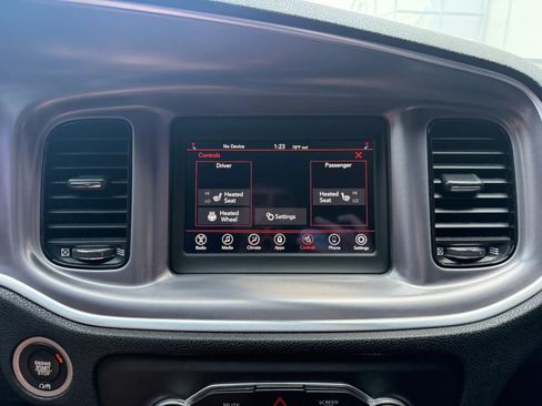 Used 2020 Dodge Charger SXT w/ Blacktop Package image 31