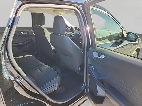 Certified 2023 Ford Escape Active w/ Tech Pack #2 image 6