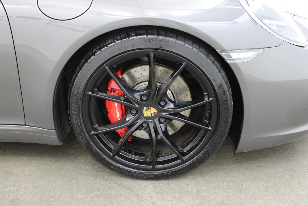 Used 2018 Porsche 911 Carrera S RWD image 15