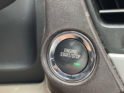 Used 2019 Chevrolet Tahoe LT w/ Luxury Package RWD image 27