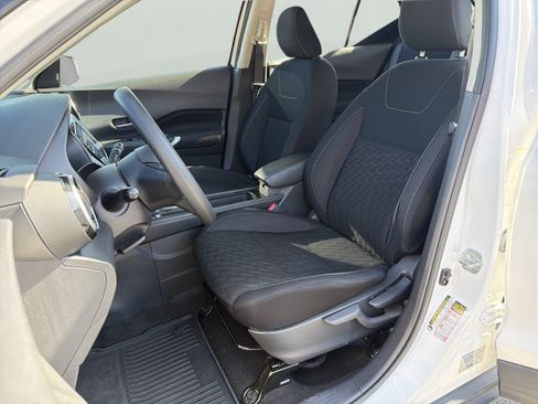 Used 2022 Nissan Kicks SV FWD image 42