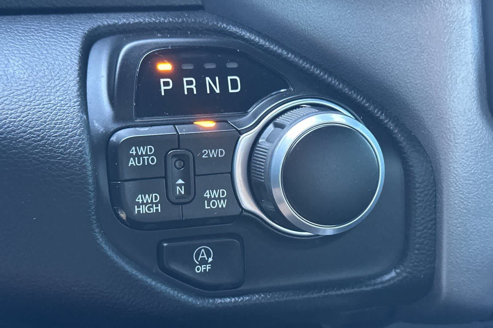 Used 2022 RAM 1500 Big Horn AWD/4WD image 22