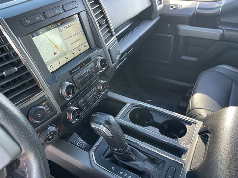 Used 2018 Ford F150 Raptor w/ Equipment Group 802A Luxury image 23