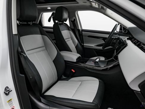 Used 2024 Land Rover Range Rover Evoque Dynamic SE image 44