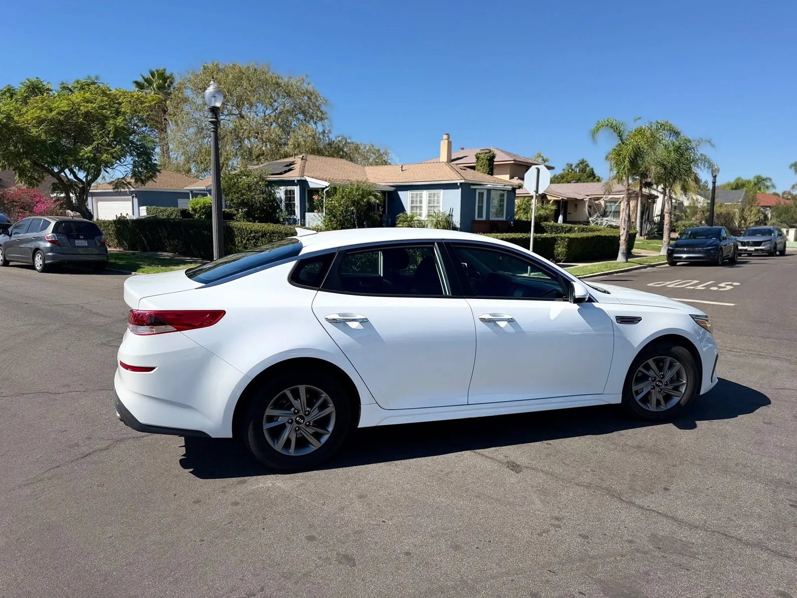 Used 2019 Kia Optima LX FWD image 9