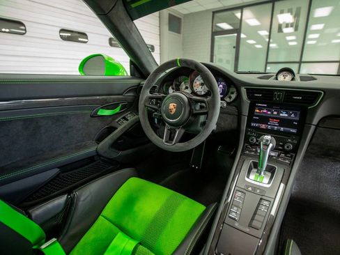 Used 2019 Porsche 911 GT3 RS image 23