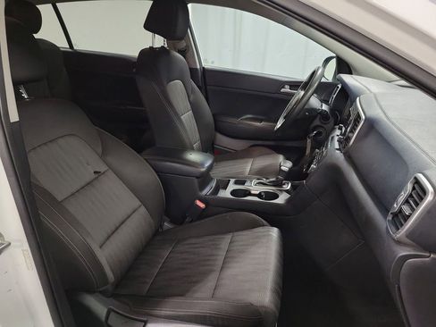 Used 2019 Kia Sportage LX image 25