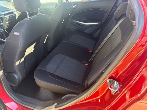 Used 2018 Ford EcoSport SE w/ SE Convenience Package image 14