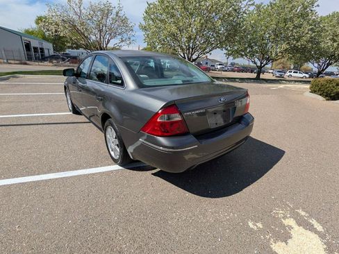 Used 2005 Ford Five Hundred SE image 3