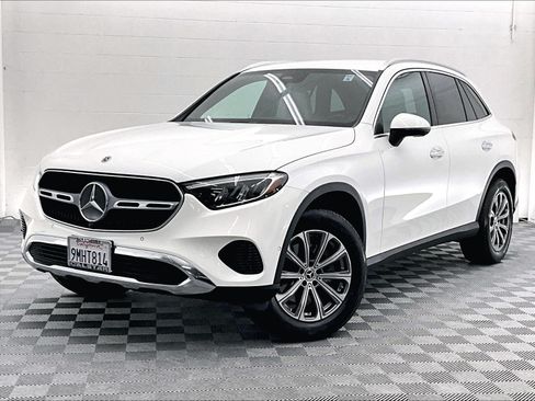 Certified 2024 Mercedes-Benz GLC 300 image 13