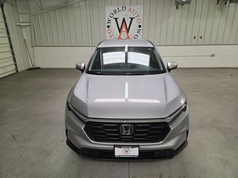 Used 2023 Honda CR-V LX image 12