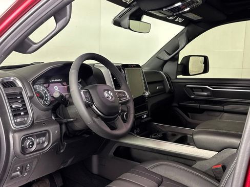 Used 2025 RAM 1500 Big Horn AWD/4WD image 17