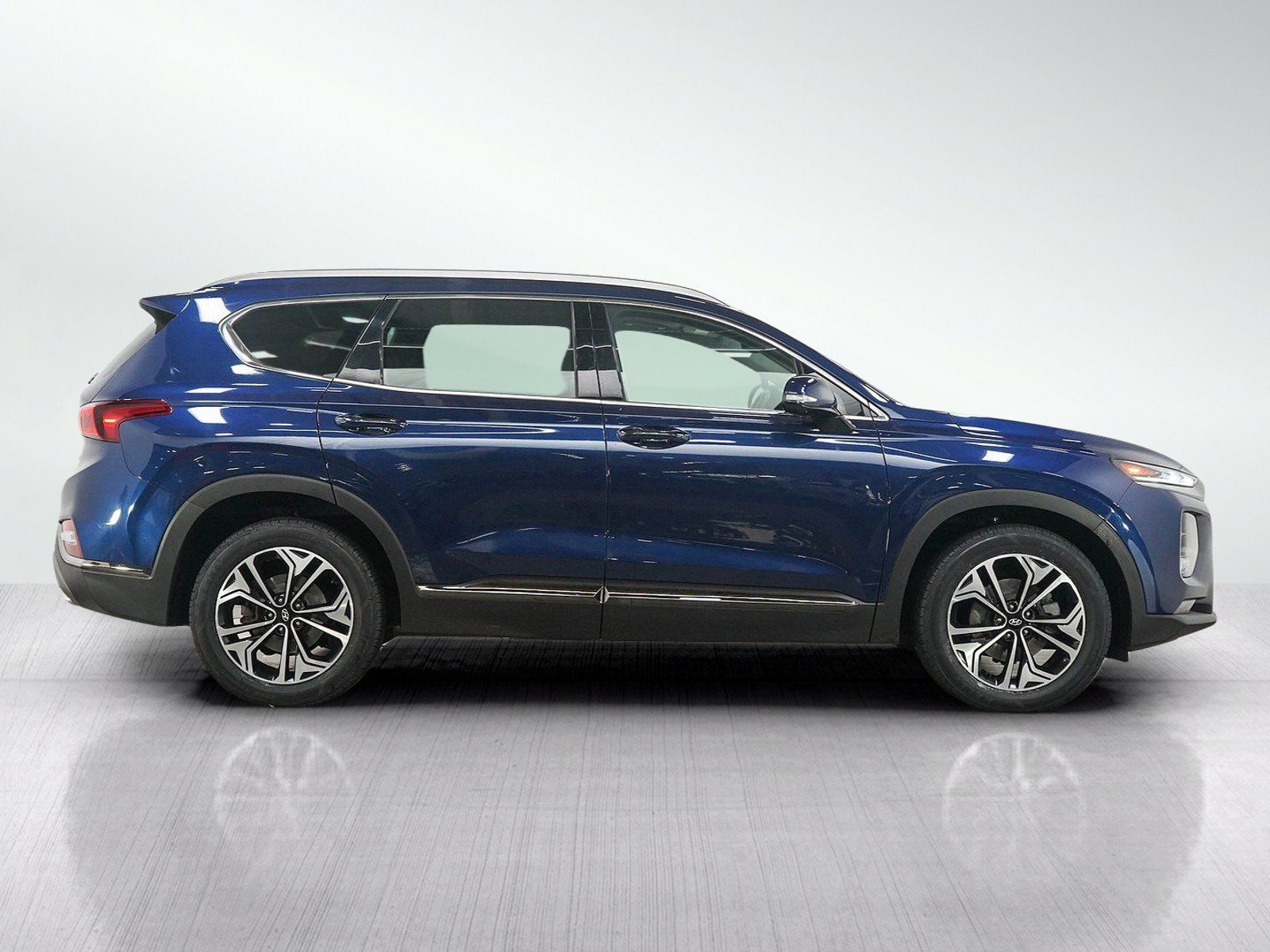 Used 2020 Hyundai Santa Fe Limited AWD/4WD image 6