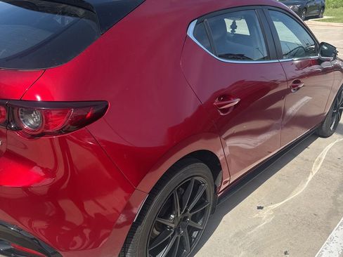 Used 2019 MAZDA MAZDA3 Hatchback w/ Preferred Package FWD image 5
