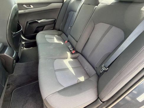 Used 2023 Kia K5 LXS image 12
