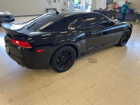 Used 2014 Chevrolet Camaro LS RWD image 5