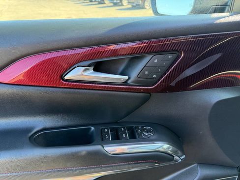 Used 2026 Chevrolet Traverse RS w/ LPO, Floor Liner Package AWD/4WD image 11