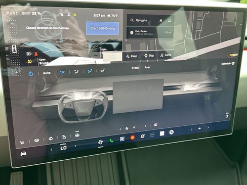 Used 2025 Tesla Cybertruck 2WD Crew Cab image 19
