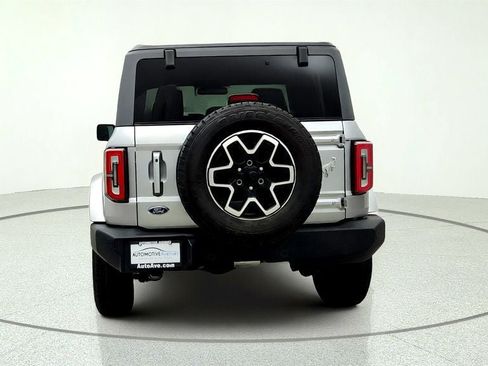 Used 2024 Ford Bronco Outer Banks AWD/4WD image 6