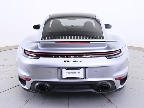 Used 2021 Porsche 911 Turbo image 6