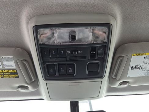 Used 2015 Toyota 4Runner Limited image 62