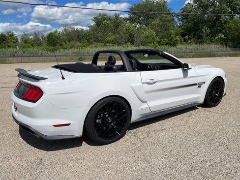 Used 2021 Ford Mustang GT Premium w/ Equipment Group 401A RWD image 40